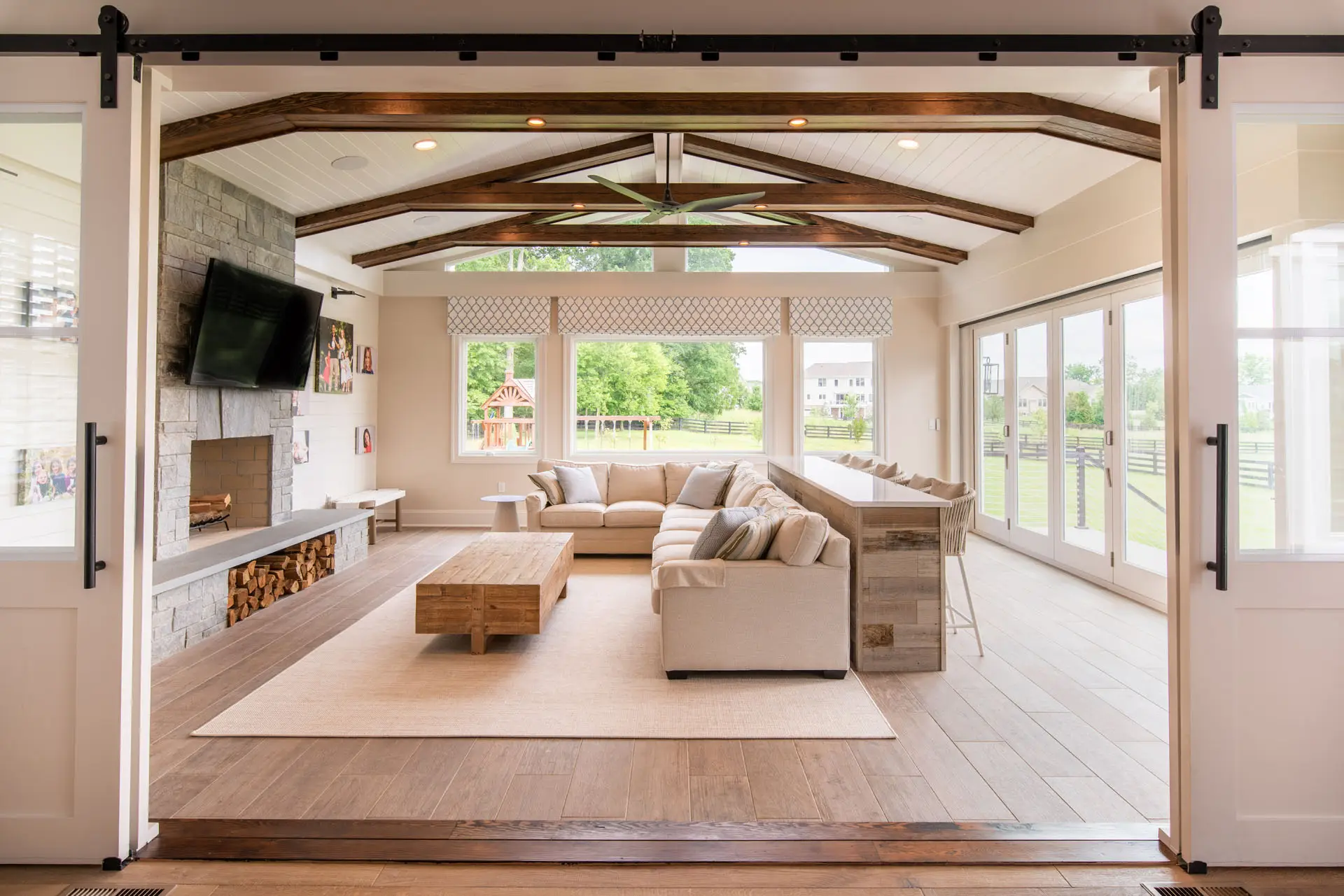 indoor - outdoor living space