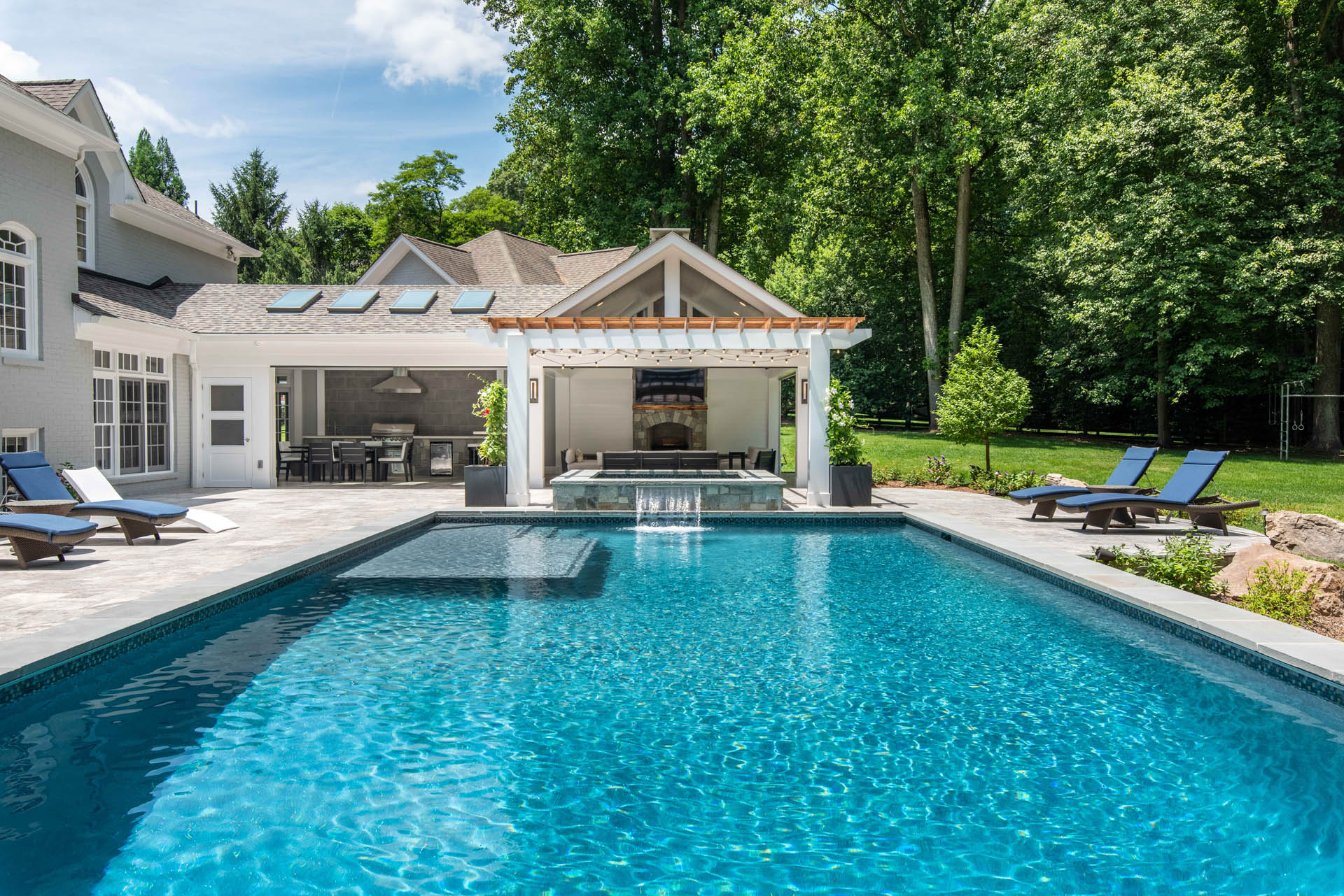 Outdoor kitchen in oakton, va