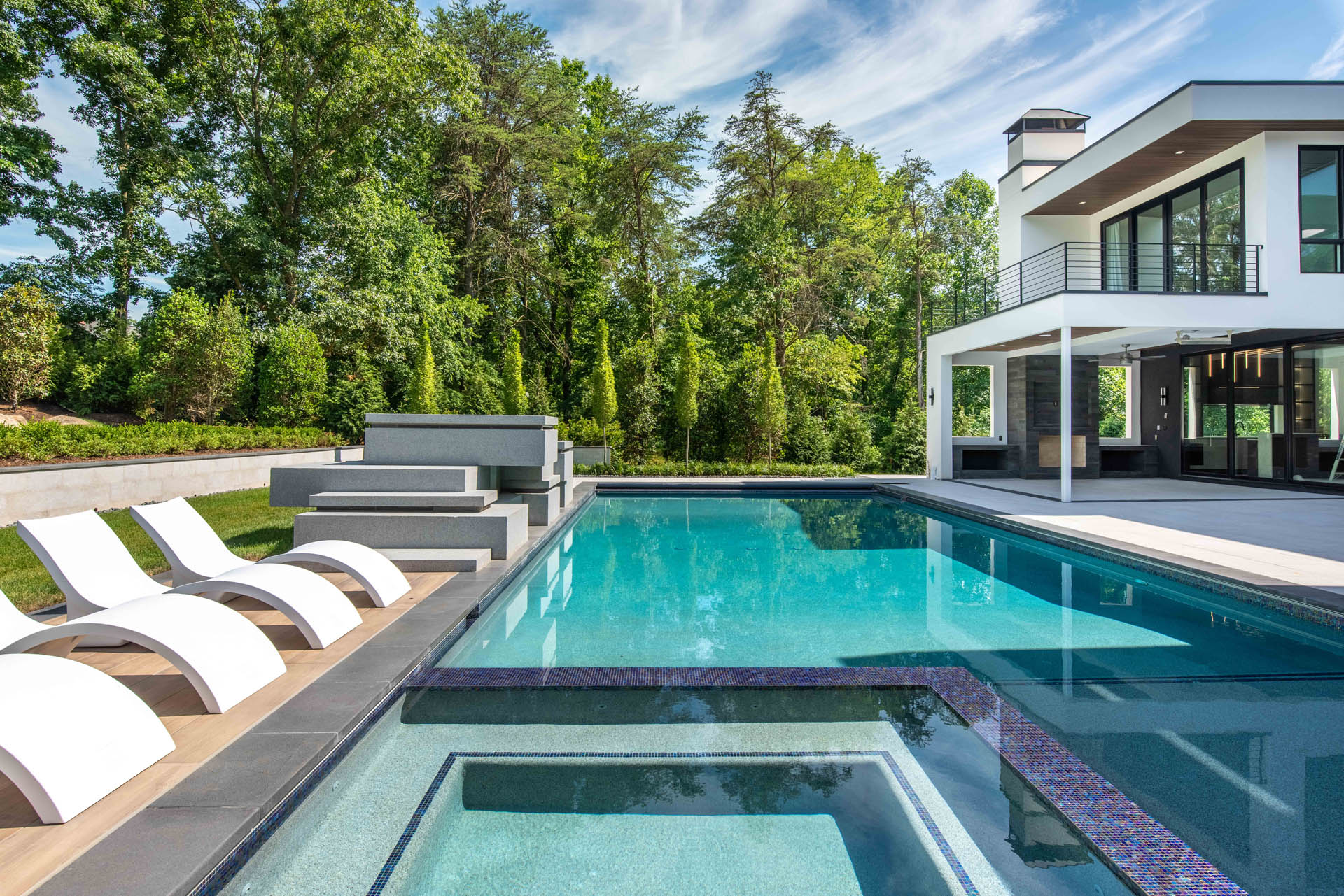 Custom pool backyard oasis 